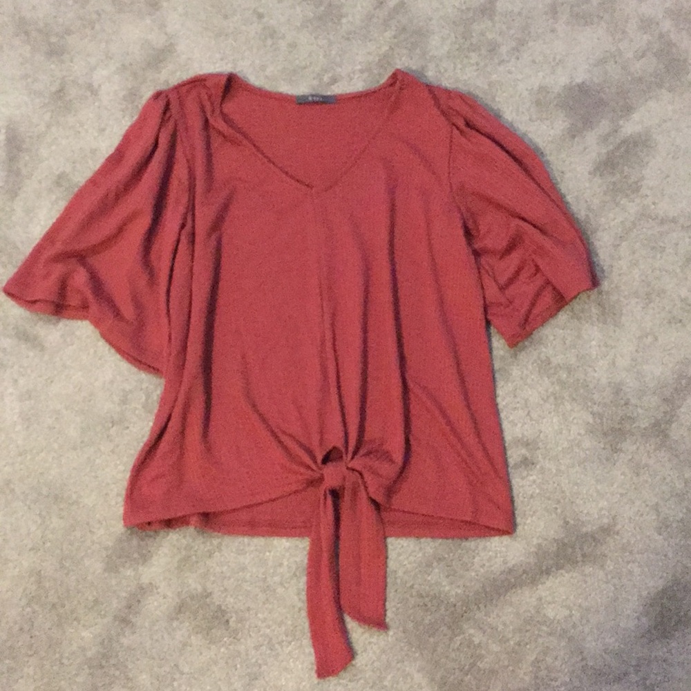 Flowy Tee